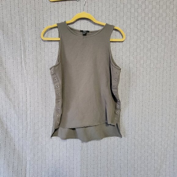 Forever 21 Sleeveless Greenish/Gray Blouse Top "Holes" Onside Of Shirt Size S - Picture 1 of 11